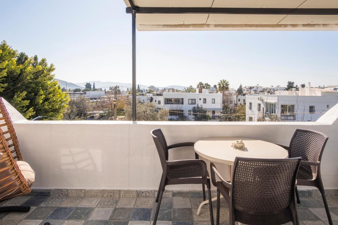 Central, Cozy, 15 Min Walk To The Beach, Fast Wi-Fi, Free Parking, 4Ppl Bodrum Dış mekan fotoğraf
