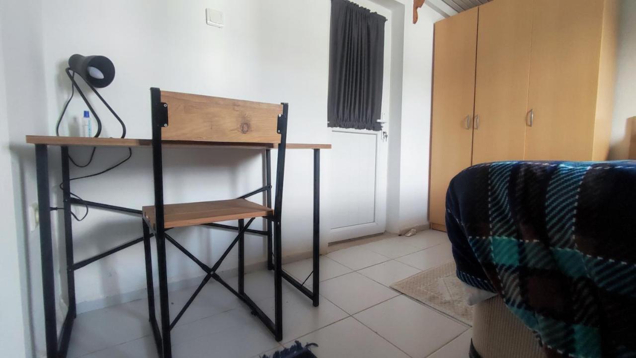 Central, Cozy, 15 Min Walk To The Beach, Fast Wi-Fi, Free Parking, 4Ppl Bodrum Dış mekan fotoğraf
