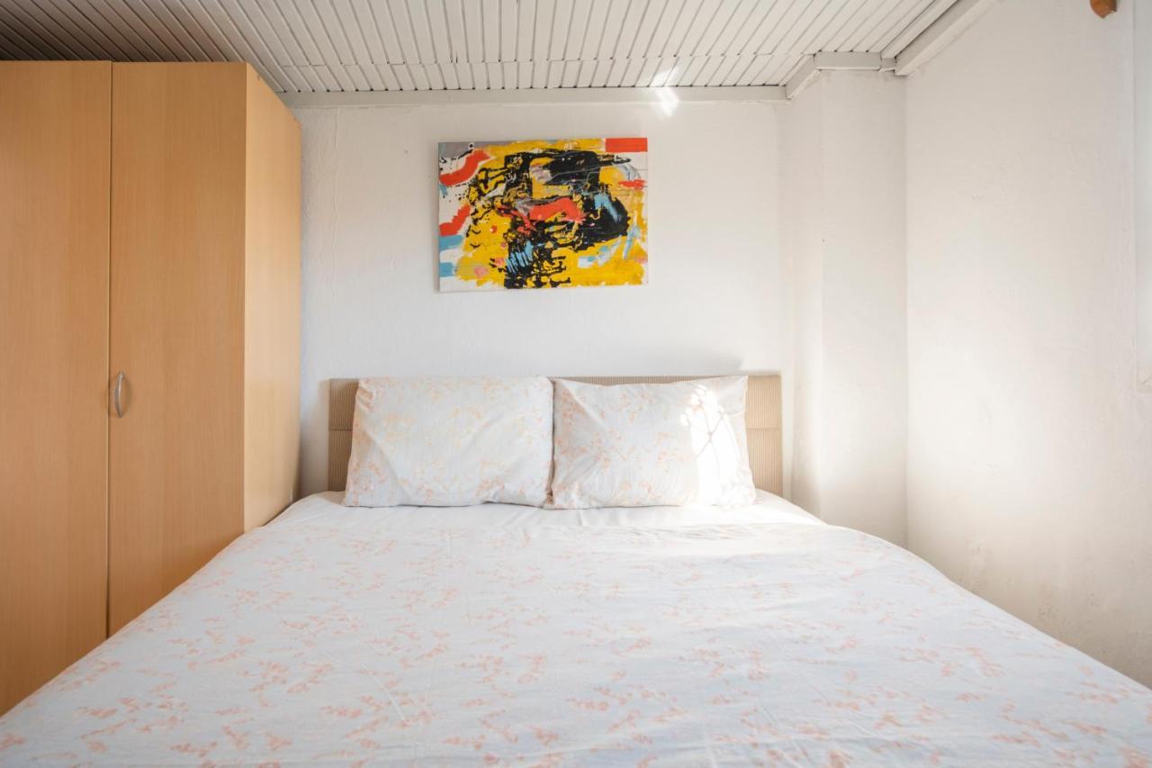 Central, Cozy, 15 Min Walk To The Beach, Fast Wi-Fi, Free Parking, 4Ppl Bodrum Dış mekan fotoğraf
