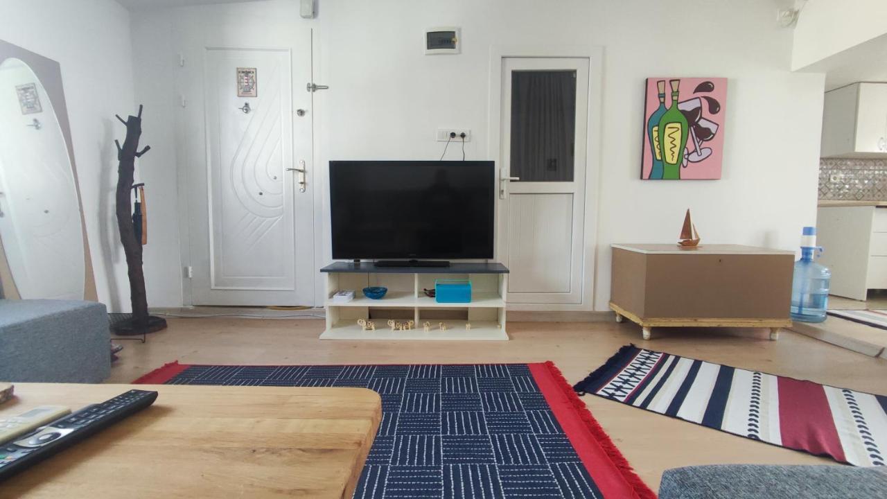 Central, Cozy, 15 Min Walk To The Beach, Fast Wi-Fi, Free Parking, 4Ppl Bodrum Dış mekan fotoğraf