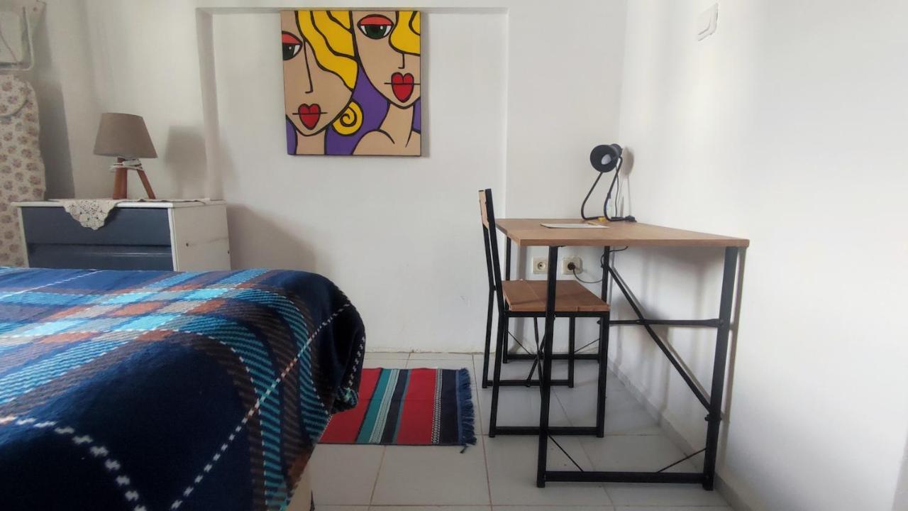 Central, Cozy, 15 Min Walk To The Beach, Fast Wi-Fi, Free Parking, 4Ppl Bodrum Dış mekan fotoğraf
