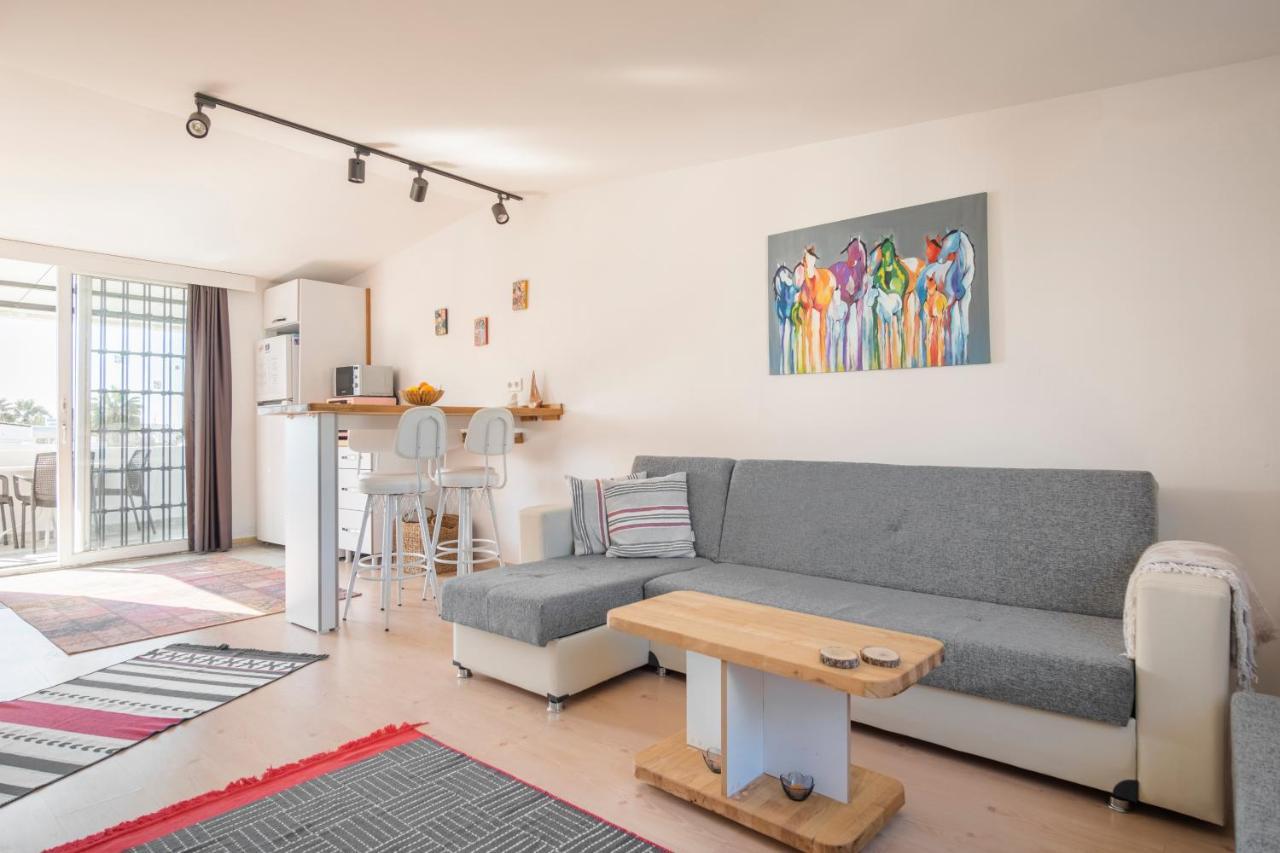 Central, Cozy, 15 Min Walk To The Beach, Fast Wi-Fi, Free Parking, 4Ppl Bodrum Dış mekan fotoğraf