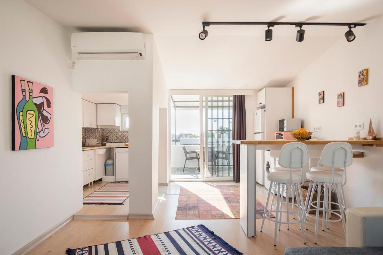 Central, Cozy, 15 Min Walk To The Beach, Fast Wi-Fi, Free Parking, 4Ppl Bodrum Dış mekan fotoğraf